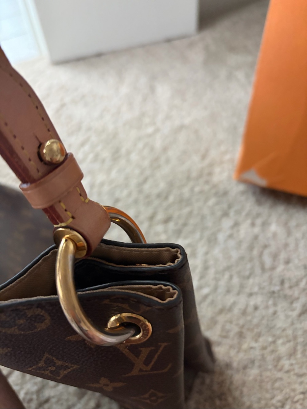 Louis Vuitton Graceful PM Monogram Canvas Shoulder Bag with Tan Handle - Picture 3 of 14